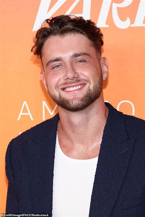 Too Hot to Handle star Harry Jowsey confirms he has。